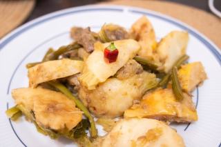Artichauts aux épinards : recette de fonds farcis gratinés au fromage