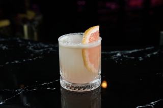 Cocktail de pamplemousse aux crevettes : entrée fraîche