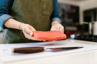 Espadon mariné pour 4 personnes : recette légère et parfumée