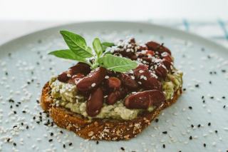 Haricots blancs à l'ardéchoise : recette de terroir mijotée