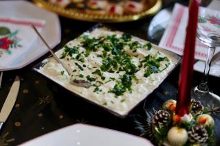 Lotte à la crème fraîche : recette élégante et onctueuse en sauce