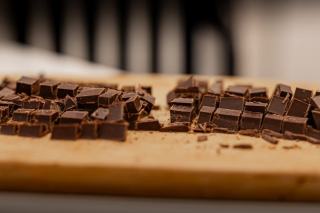 Mousse au chocolat exceptionnelle : recette aérienne et intense