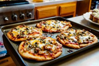 Pizza 4 saisons aux artichauts : recette italienne authentique