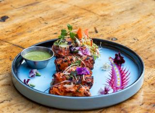 Poulet tandoori au Römertopf : recette moelleuse et épicée