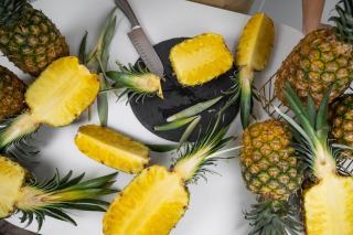Punch exotique à l'ananas pour 30 personnes : recette de fête