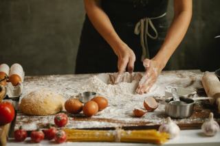 Amaretti traditionnels : recette italienne aux amandes amères