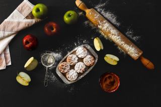 Clafoutis aux pommes de grand-mère : recette moelleuse