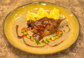 Cuissot de chevreuil en cocotte : recette de gibier fondante