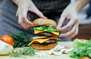 Burger au Chaource - Recette originale au fromage français