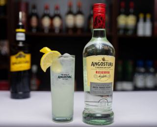 Cocktail au curaçao : recettes bleu, orange et aux agrumes