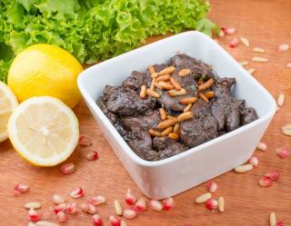 Cubes de foie gras en gelée safranée : bouchée festive élégante et dorée