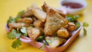 Samoussas aux crevettes : recette croustillante et parfumée aux épices