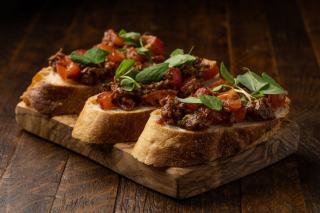 Sanglier à la moutarde : recette mijotée savoureuse et facile