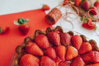 Verrines fraises, mascarpone et palets bretons - Recette