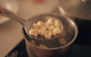 Grumbeereknepfle : recette alsacienne de quenelles de pommes de terre