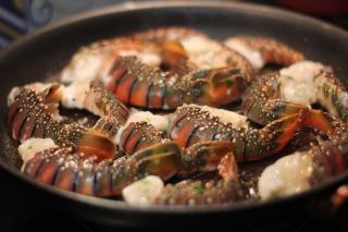 Langouste à l'armoricaine : recette gastronomique classique