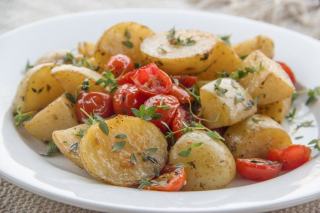 Légumes d'hiver rôtis à la poêle : recette rapide et caramélisée