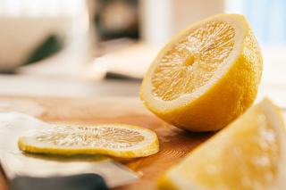 Limoncello maison : recette artisanale italienne à l'alcool et citrons
