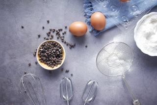 Marquise au chocolat et cacao : recette de dessert intense