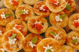 Mini quiches ou mini pizzas : recette apéritif polyvalente