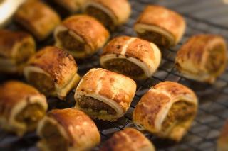 Petits feuilletés à la moutarde : recette apéritif express