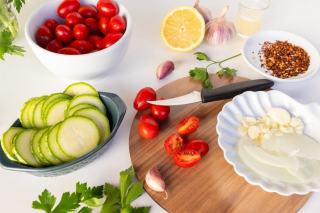 Plateau de crudités d'été : idées recettes pour un buffet frais et coloré