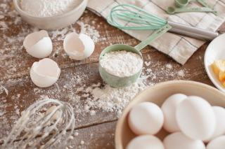 Pudding simple : recette anti-gaspi avec le pain rassis