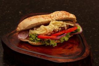 Sandwich knacki : recette rapide de hot-dog maison savoureux