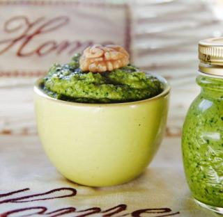 Sauce ravigote pour 4 : recette classique aux herbes et câpres