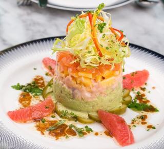Tartare aux deux saumons, crème à l'aneth - recette